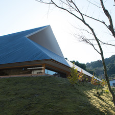 Sambuichi Architects, Naoshima Hall, 2017
