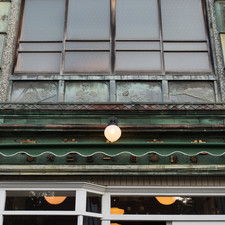 Hanaichi Flower Shop, Edo-Tokyo Open Air Architectural Museum (relocated from Chiyoda Ward, Tokyo), 2017<br>"This flower shop was built in the kanban (signboard) style, and its front is decorated in a graceful style suitable for a florist. The interior is a reproduction of a flower shop in the 1950s. [1-chome, Kanda-awajicho, Chiyoda Ward, 1927]"