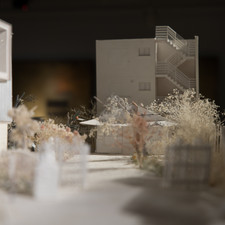 Masayuki Irie (????), 1:50 model, Souseki Sanb? Memorial (???????????) (2017)<br>Archi-Depot, Tokyo, 2017<br>“The facility’s main façade is on the South, along \[…] Soseki Sanbo avenue. The structure was made for the reconstruction plan of Soseki Sanbo, Natsume Soseki’s House. By treating its concrete frame and the cylinders of the exhibition rooms with equal importance as the existing townscape and the plants of Soseki, we tried to embody the delicate fictional world that Soseki created from the quotidian in the structure.”