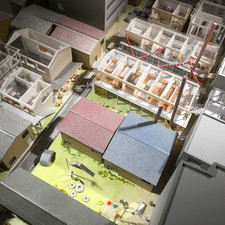 Yoshio Okuda, Kei Ichigo, Fumika Ejima, Sh?nosuke Suzuki (?? ????? ???? ????? ???), 1:100 model; ”? (??)” ??????”? (??)” (entry for a public housing competition)<br>Archi-Depot, Tokyo, 2017